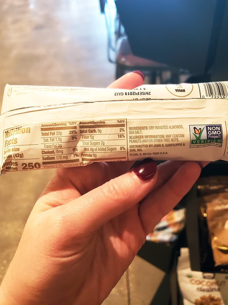 nutrition label for classic almonds at starbucks