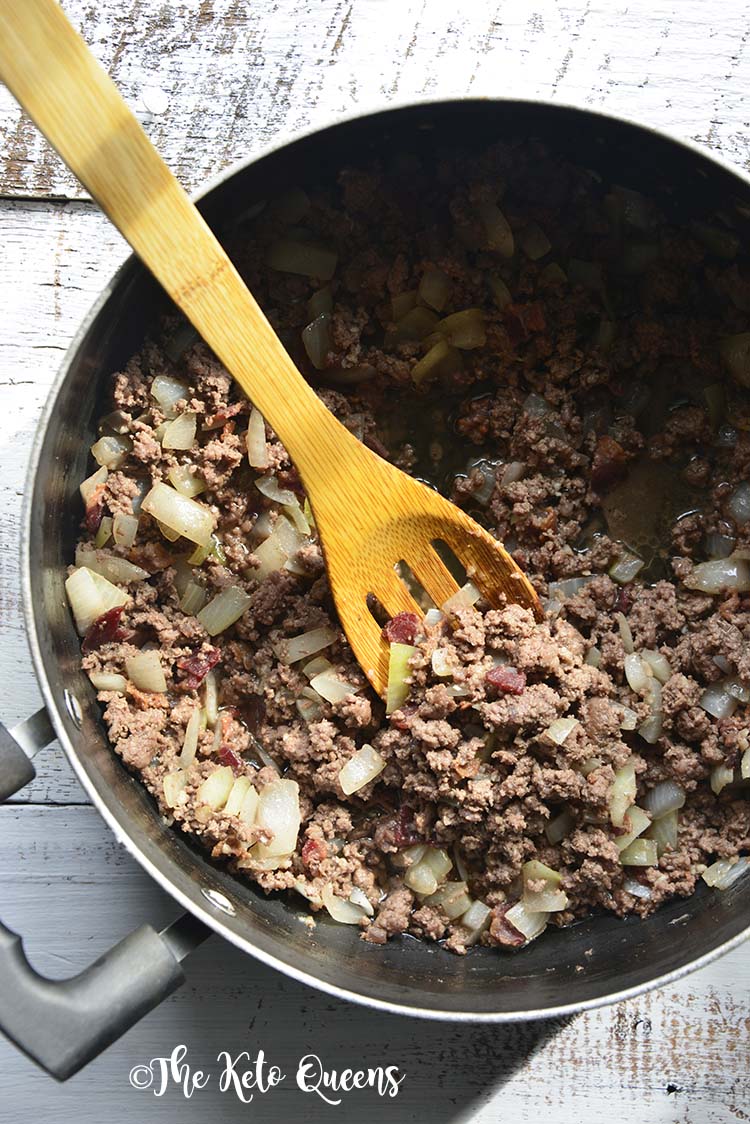 browned ground beef with onion and bacon