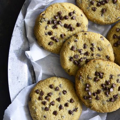 chewy chocolate chip cookies featured image