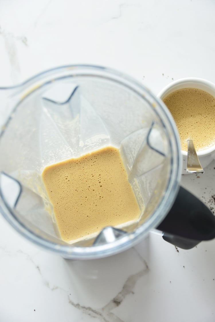 making bulletproof coffee in a blender