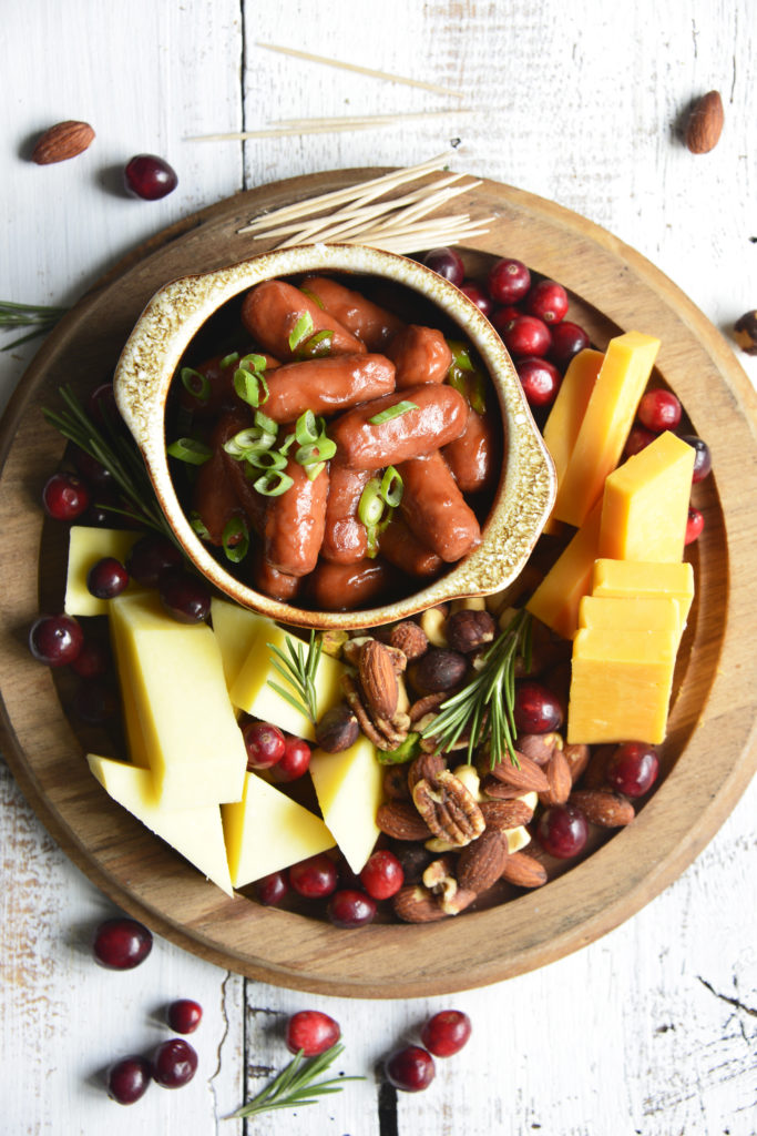 lit'l smokes low carb appetizer tray on a white background
