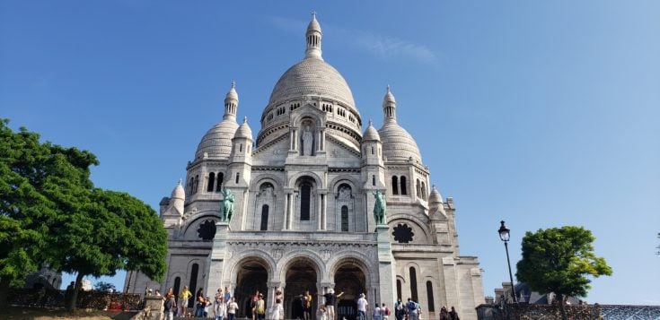 up close view of sacre coeur
