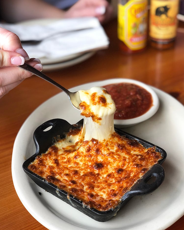 taco lu queso fundito