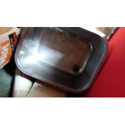 stainless sink for kitchen restaurant or takeaway shop.good condition. sell for 80 pounds