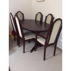 Extendable Dining table with 6 chairs