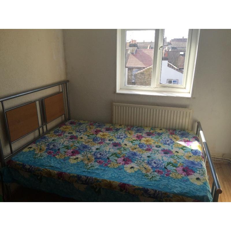 Very nice and spacious double room in east ham