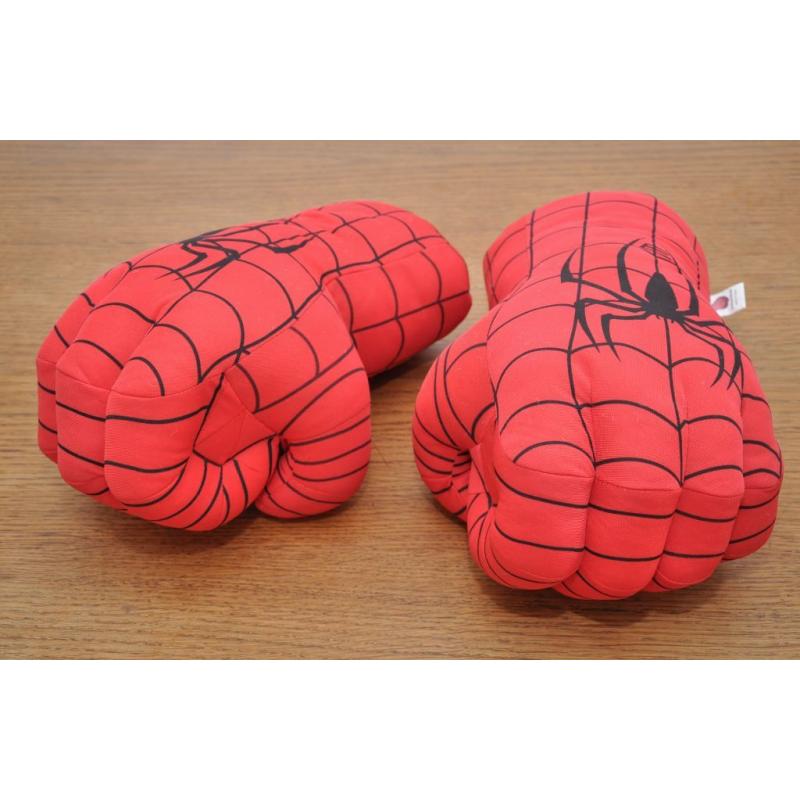 Spider Man smash / punch hands, gloves.