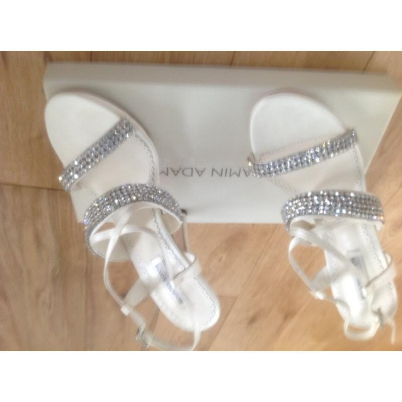 Gorgeous Benjamin Adams mimi bridal shoes , size 6 Brand New