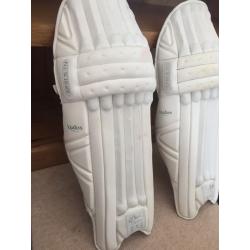 Men's L/H cricket pads