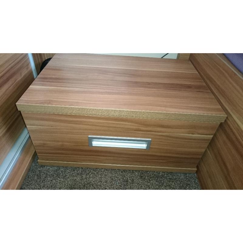 Complete bedroom furniture set: wardrobe, king sized bed and 2 bedside cabinets - like NEW!