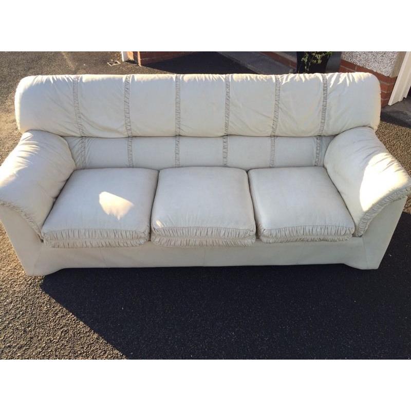 Perfect condition cream leather suite and chairs