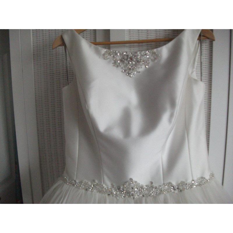 Stunning Maggie Sottero "Ramsey" Antique white princess wedding dress, size 16 (14) New