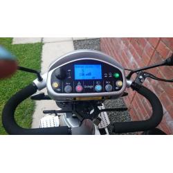Quingo Vitess Mobility Scooter for sale