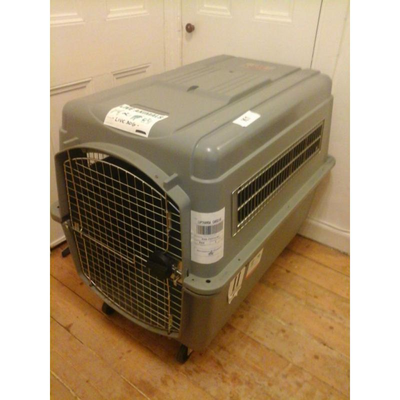 Pet Carrier **SAVE 120$** Kennel