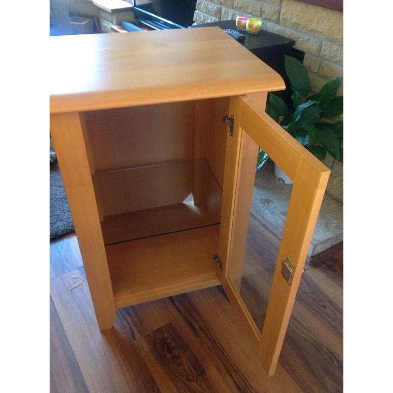 To, DVD Cabinet with Lock and Key