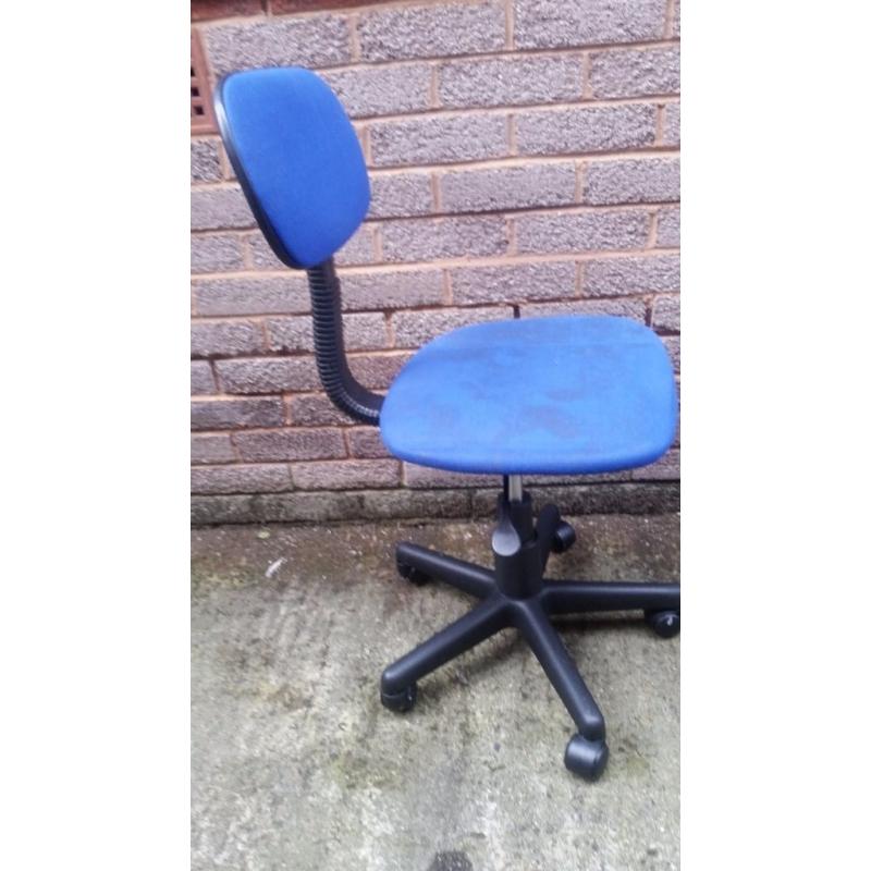 Kids blue swivel chair