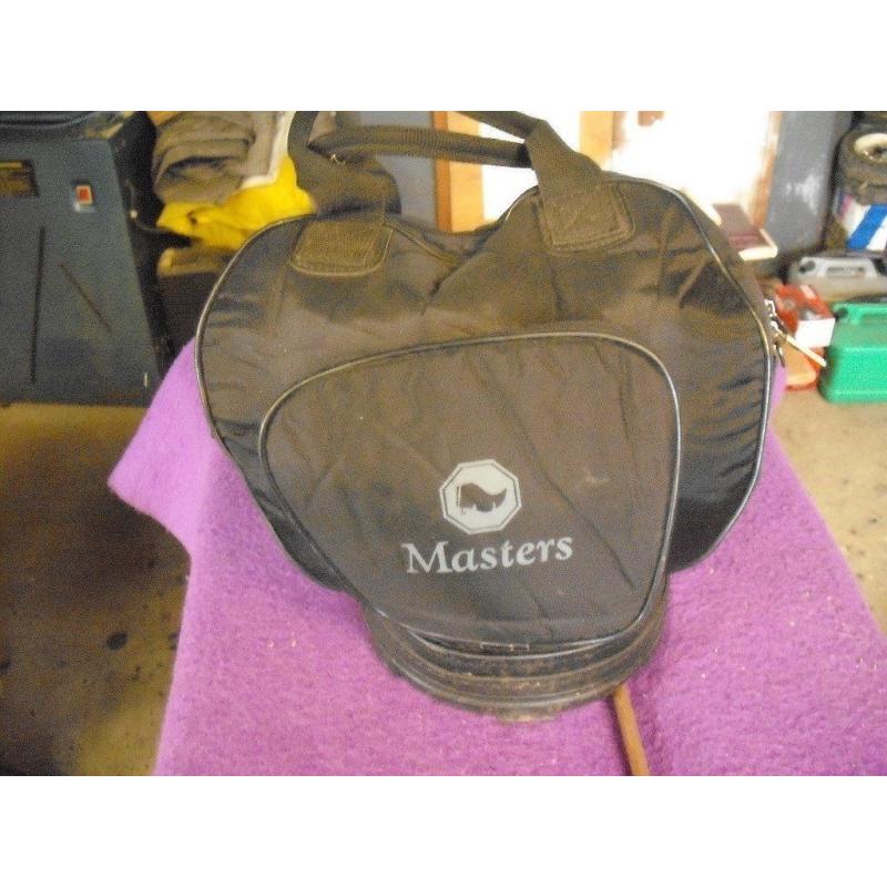 MASTERS GOLF BALL PRACTICE BAG and Balls