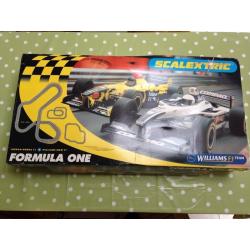 Large Formula One Williams F1 Team Scalextric Set - Fully Working - Great Condition
