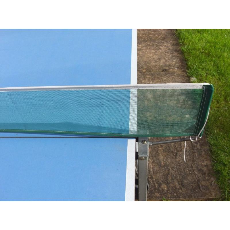 Used foldable outdoor Tectonics table tennis table and net with cover