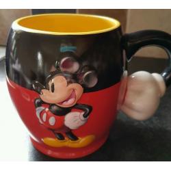 Disney Mickey and Minnie mugs