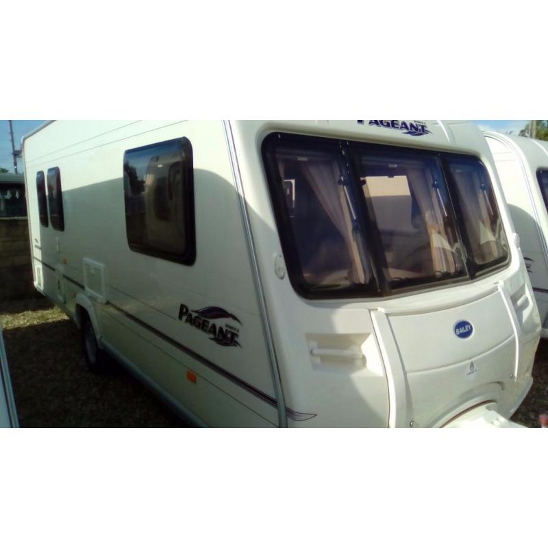 Bailey pageant auvergne 5 berth with motor mover touring caravan