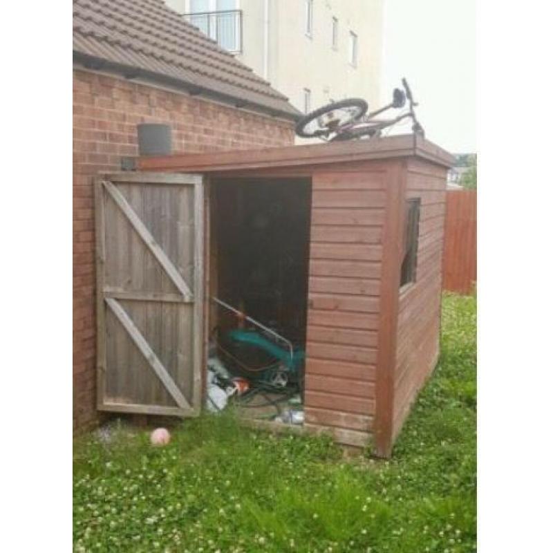 SHED 6X6FT GREAT SOLID CONDITION