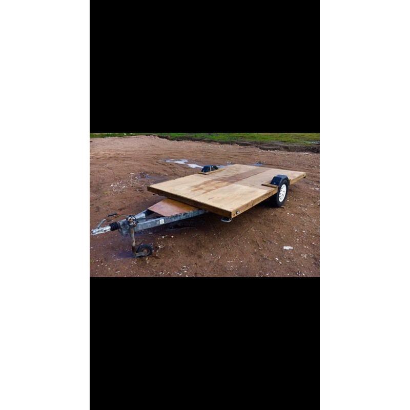 Flatbed braked trailer, new plywood bed and LED lights