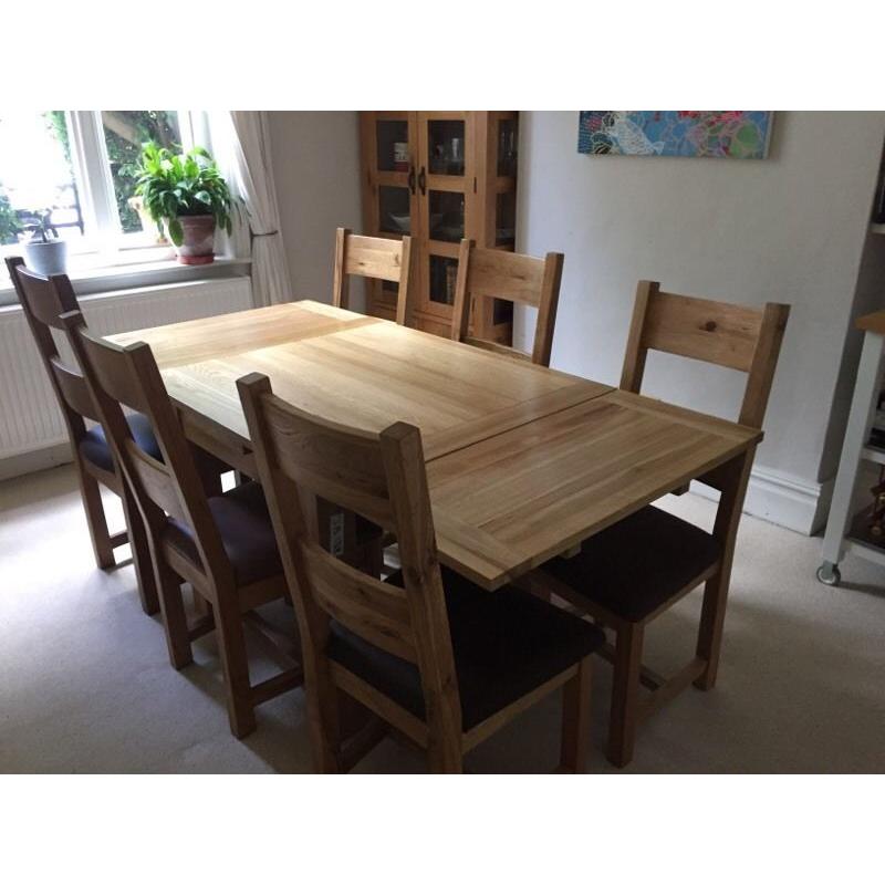 Solid oak wood 2 way extendable dining table