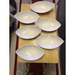 FOOD SERVING DISH BOAT SHAPED 6 PIECES