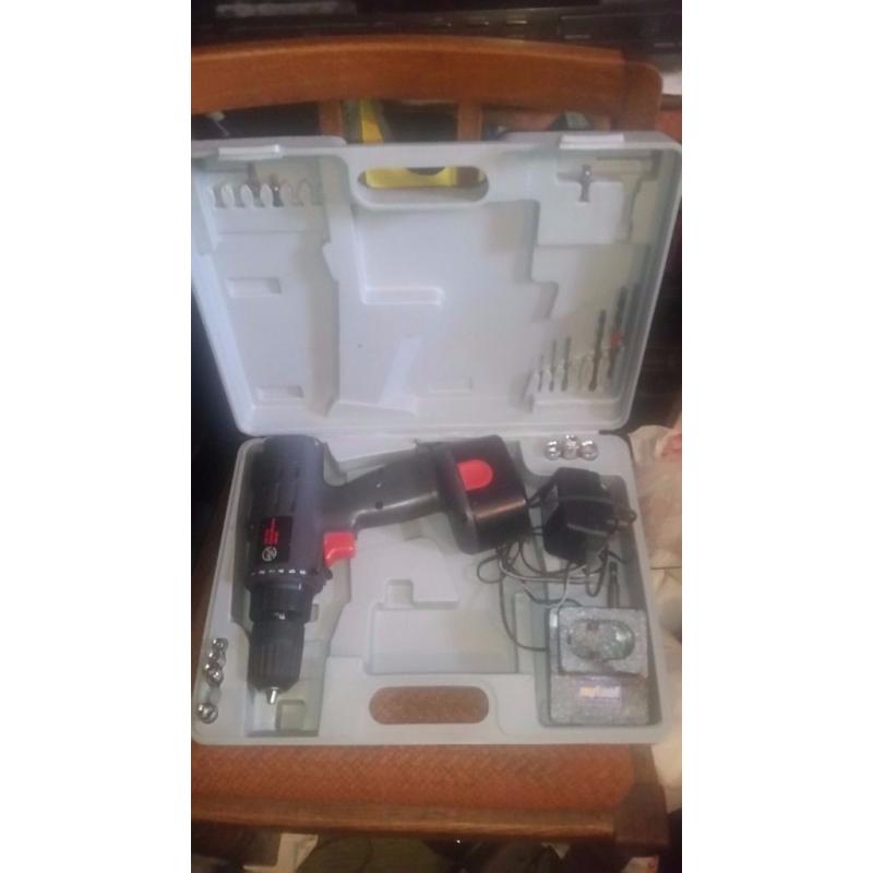14.4v Power cordless electric drill / FOR SALE OR SWAPS ??