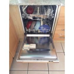 Dishwasher, freezer, sink, tap, waste disposer and pedal bin