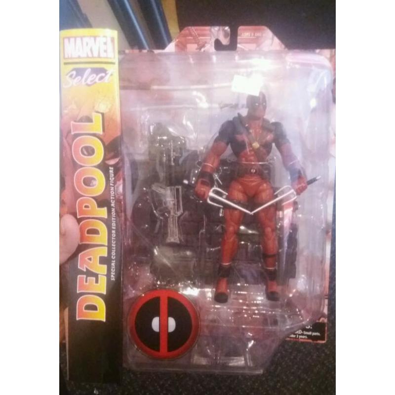 Marvel Deadpool Figure Brand New