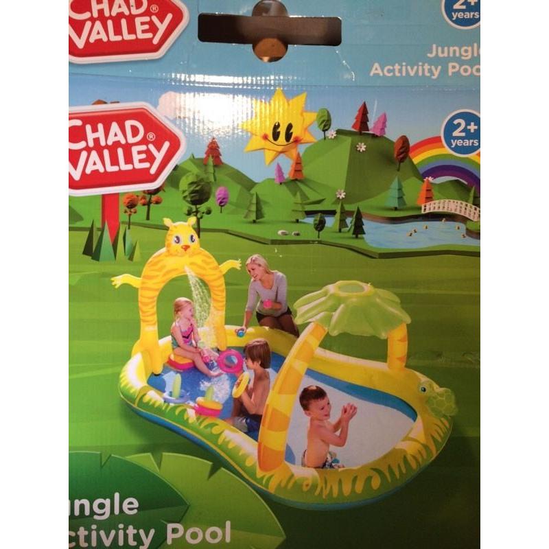 Kids paddle pool