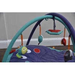 Mamas & Papas Babyplay Tummy Time Octopus Playmat and Gym Toy