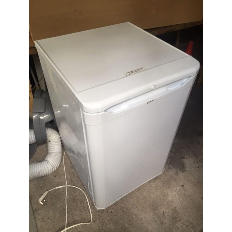 Freestanding fridge 55cm wide