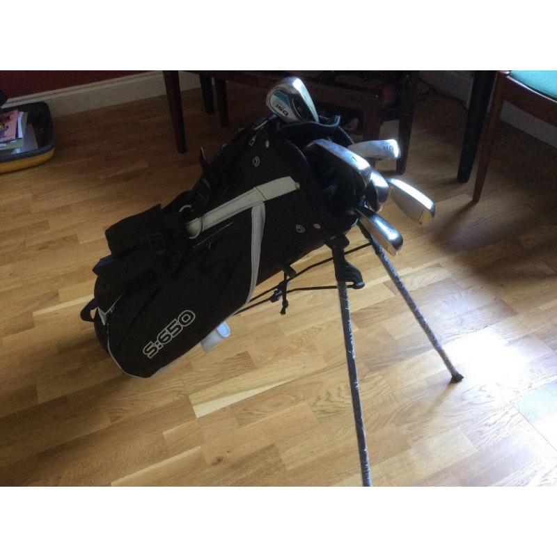 Hardly used customised golf set with trolley