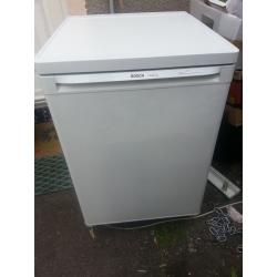 freezer very good condition one drawer missing