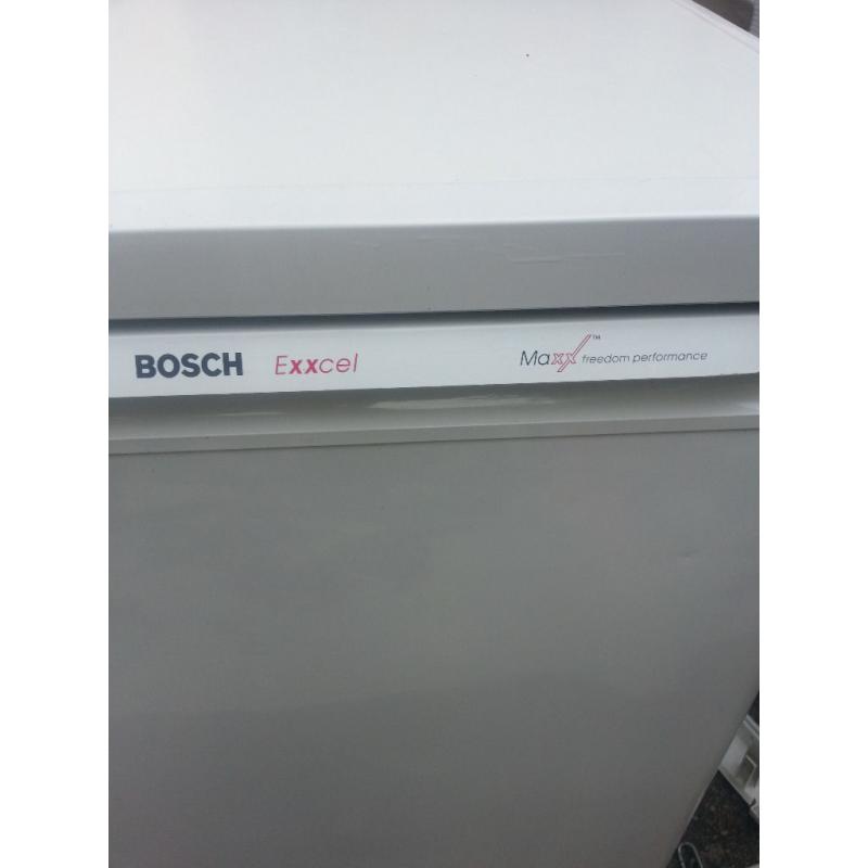 freezer very good condition one drawer missing