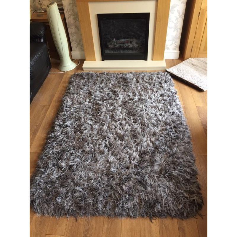 Grey/Silver rug 2 tone rug