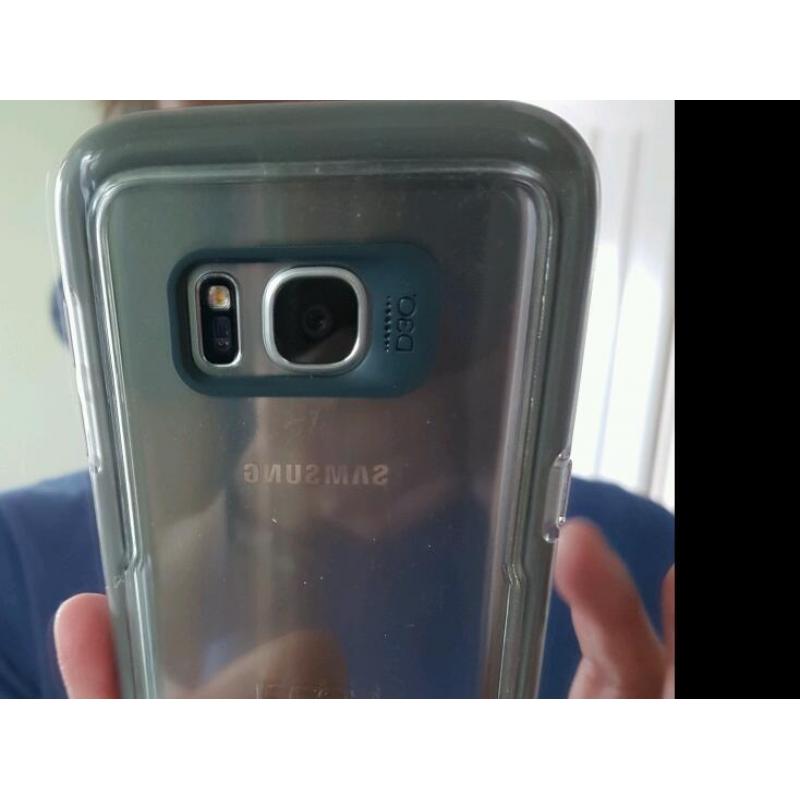 Samsung galaxy s7 phone
