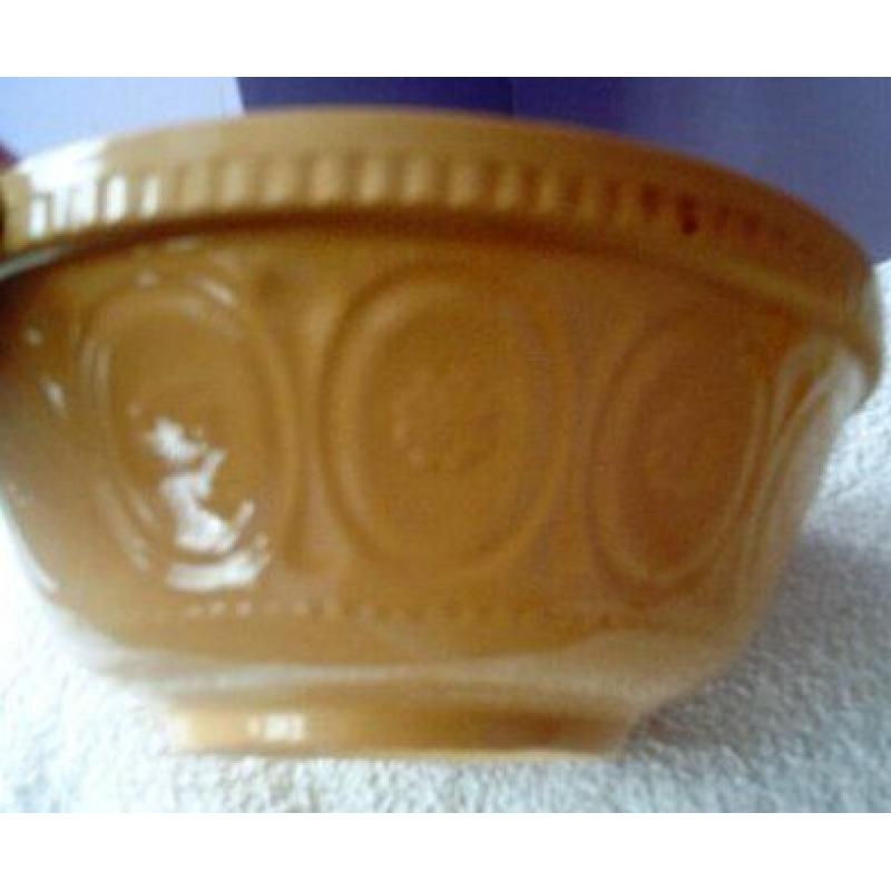 VINTAGE MIXING BOWL - FOR SALE