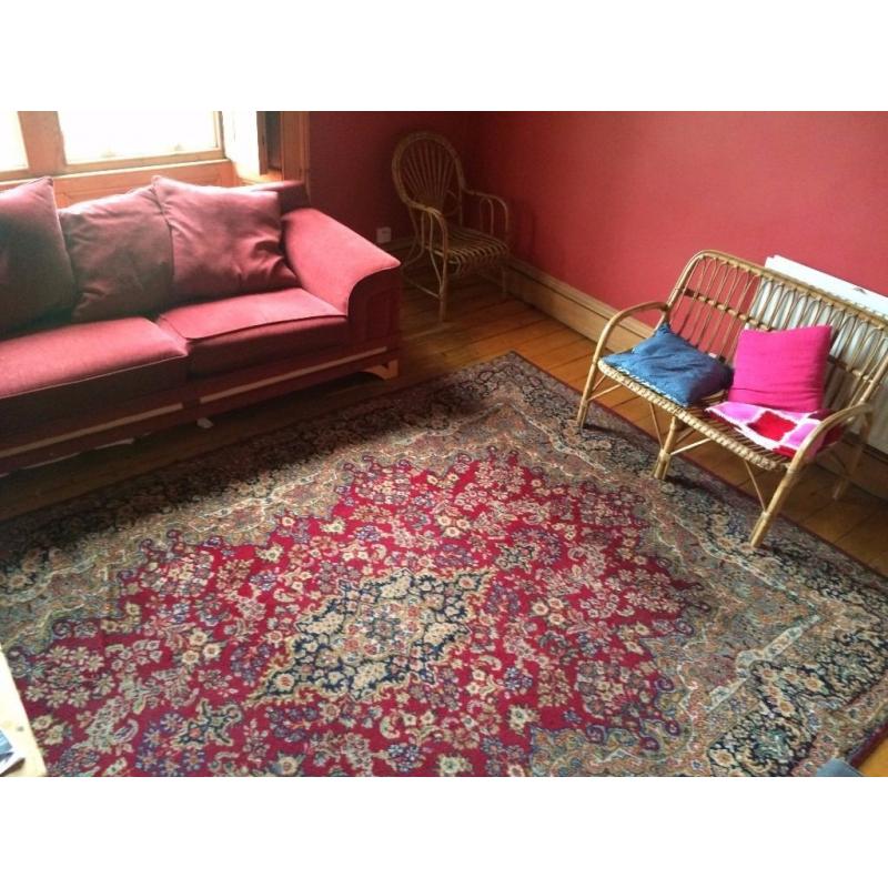 Very Large Persian Rug / carpet 11ft by 9 Ft OFFERS ACCEPTED