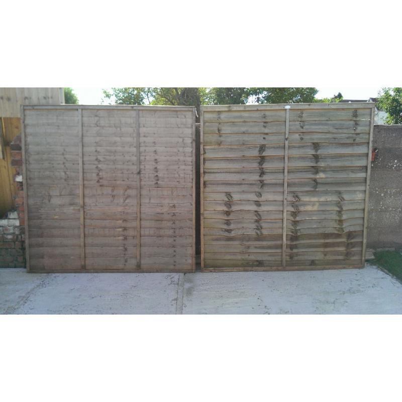 2 * 6ft * 6ft Overlap Fence Panels.