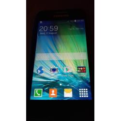 Samsung J1-J100H (hardly used in as new condition)