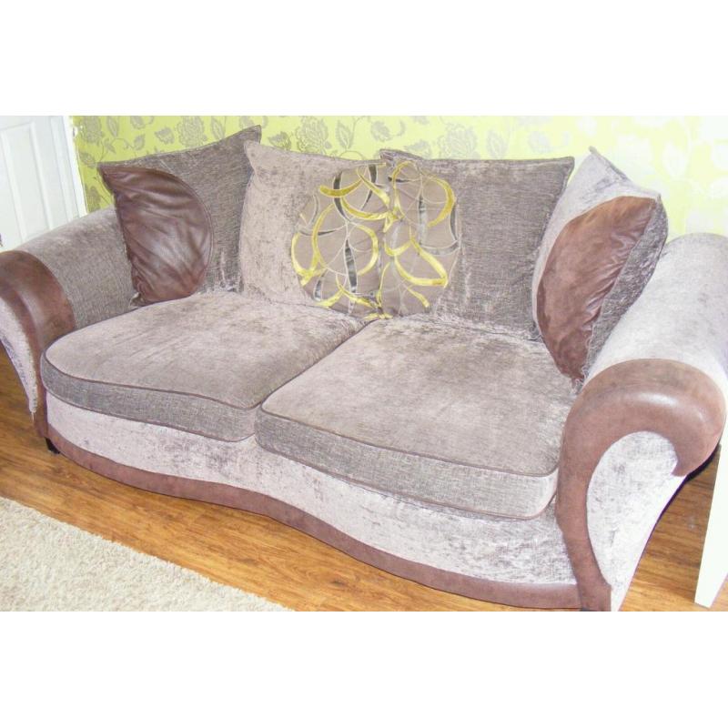 2 x sofas need gone by Sunday