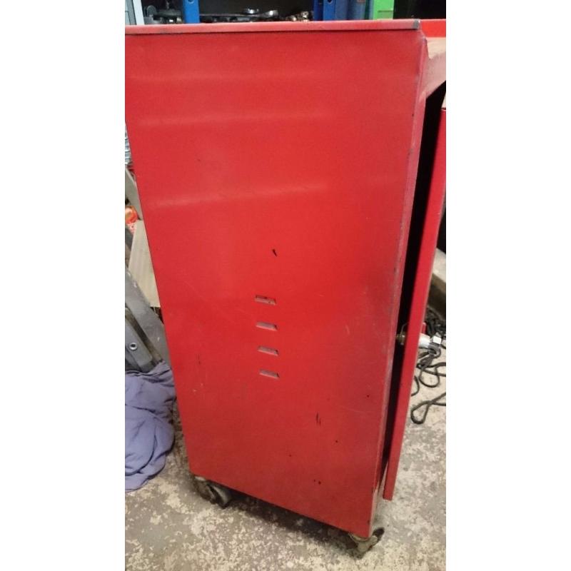 Small roll cabinet