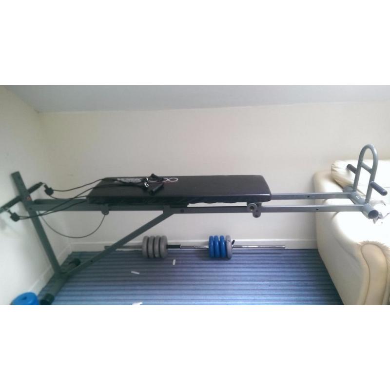 Gym / Pull up body weight bench