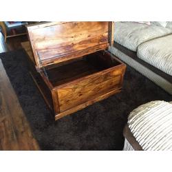 Solid Wood Coffee Table / Storage Trunk
