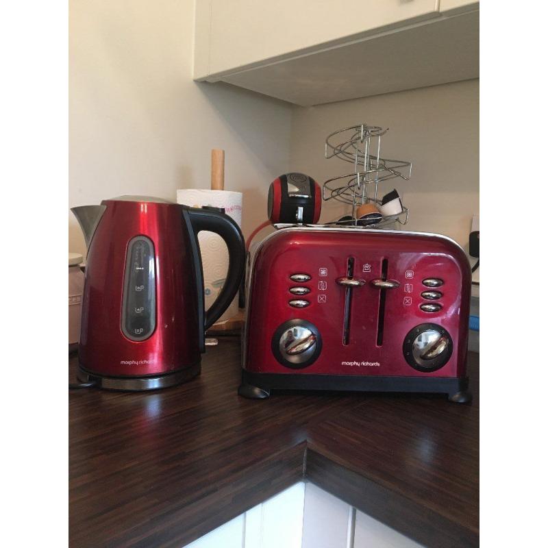 Kettle and Toaster Set