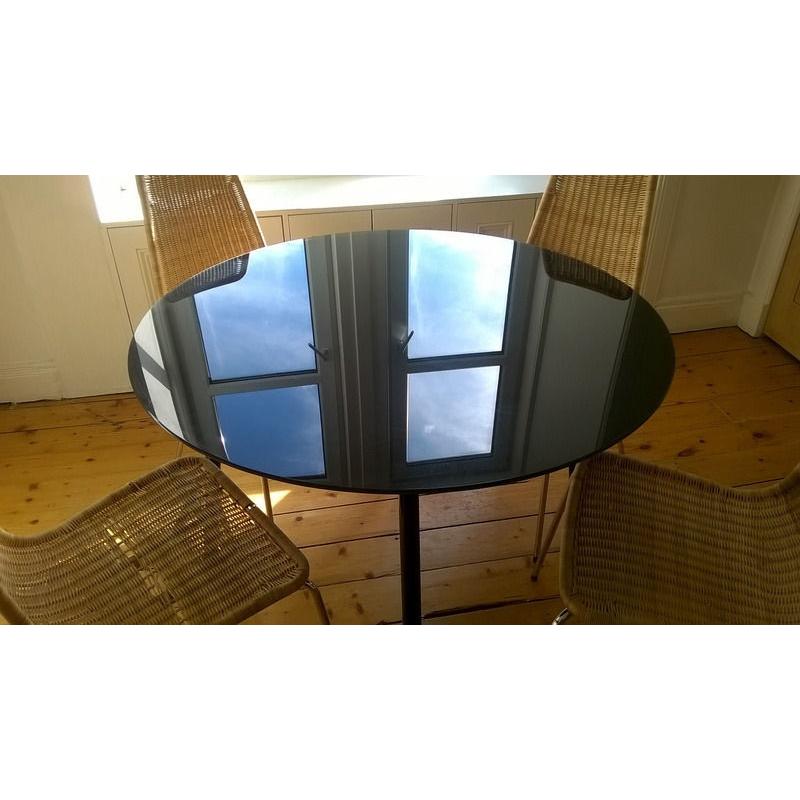 Contemporary round black glass dining table - Ikea - very good condition